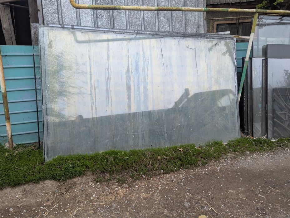 Продам стекло сталинид.