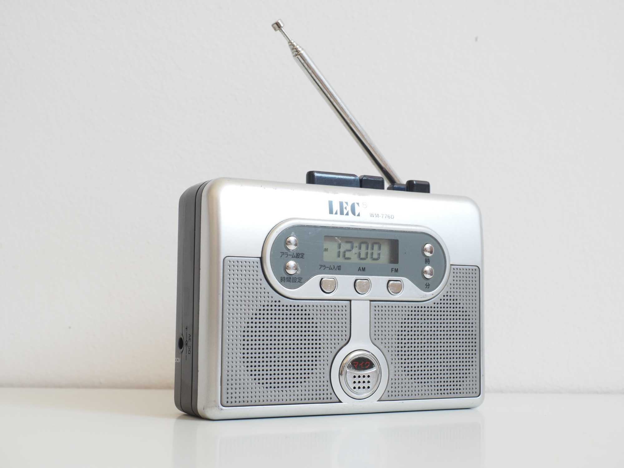 Casetofon LEC WM-776D, cu radio + ceas, reportofon, funcțional, player