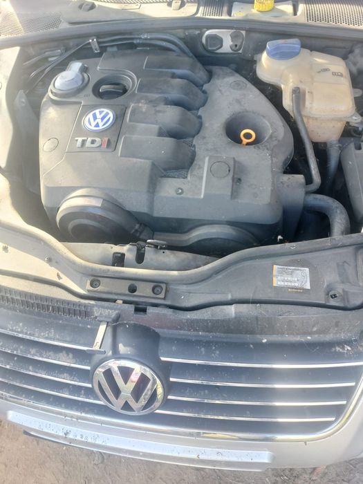 De vanzare pe piese!