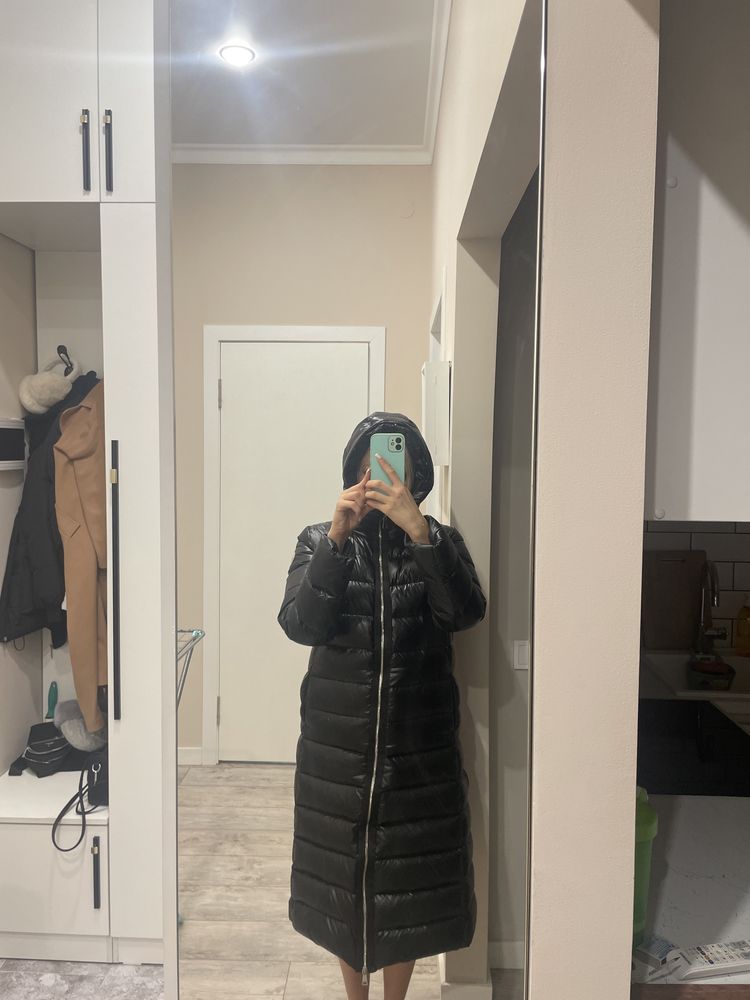 Продам куртку Moncler