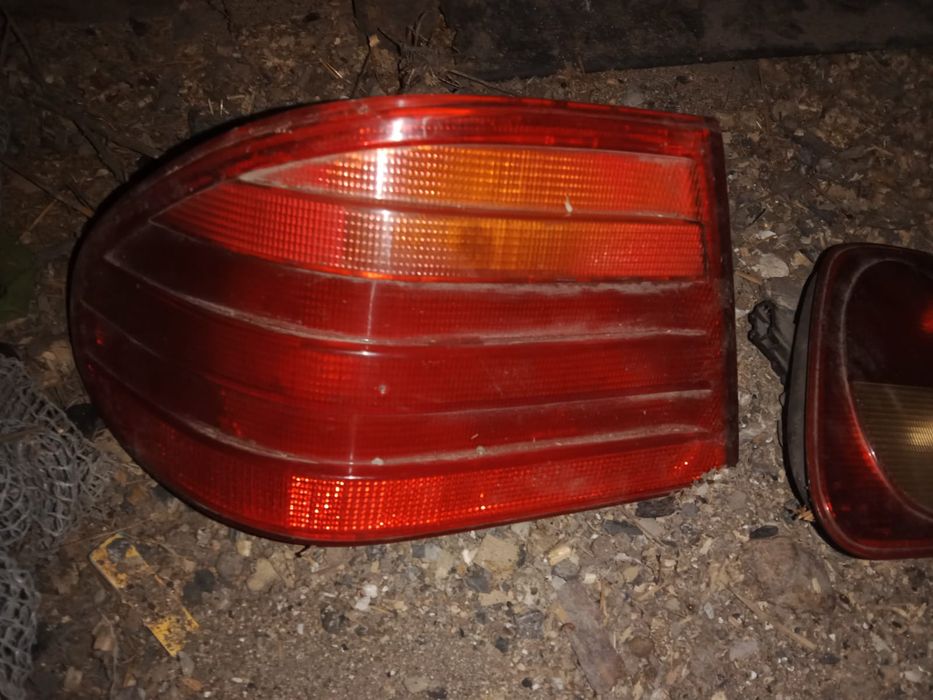 Задние фары мерс