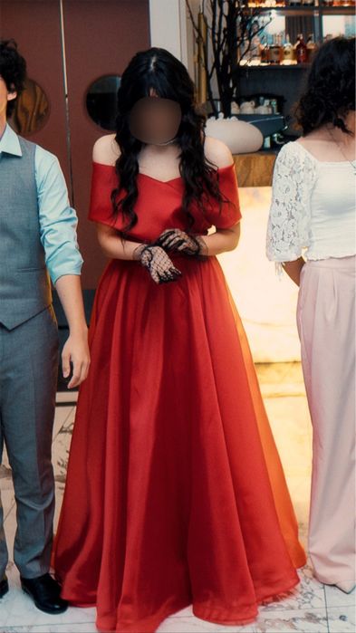 Вечернее платье для особого дня