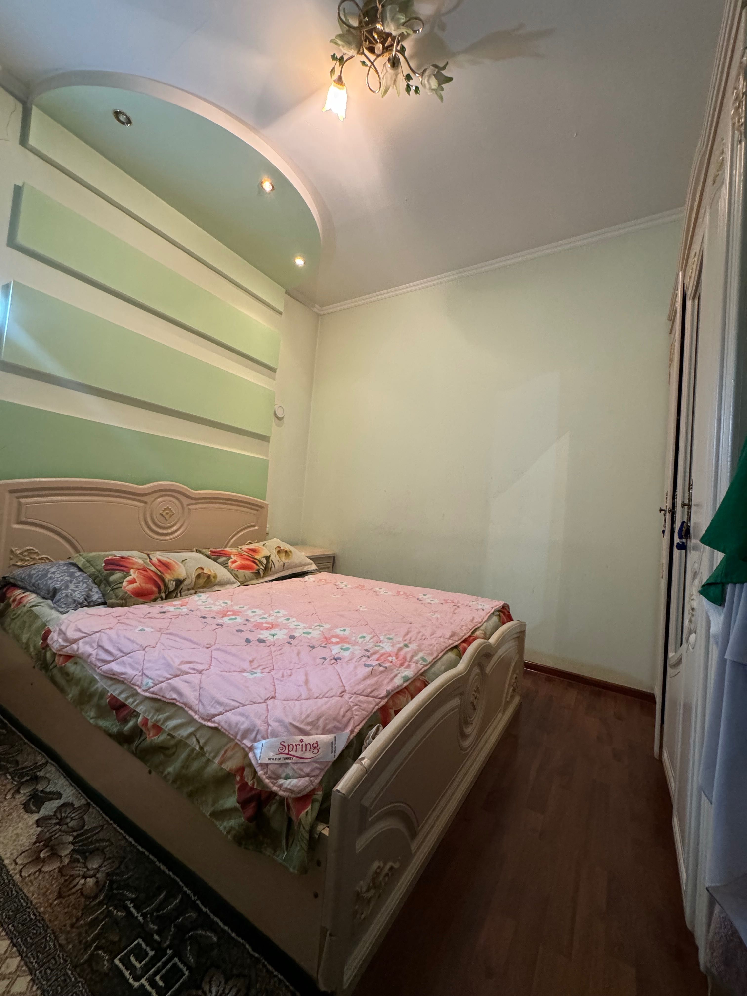 Срочно продается дом 4 сотки на Новомосковской, Дархан.