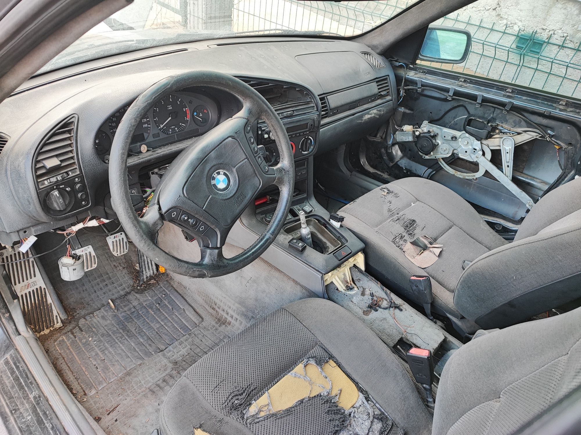 BMW E36 1.8 на части