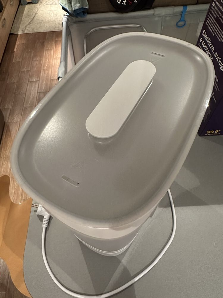 Стерилизатор Philips Avent с функция изсушаване