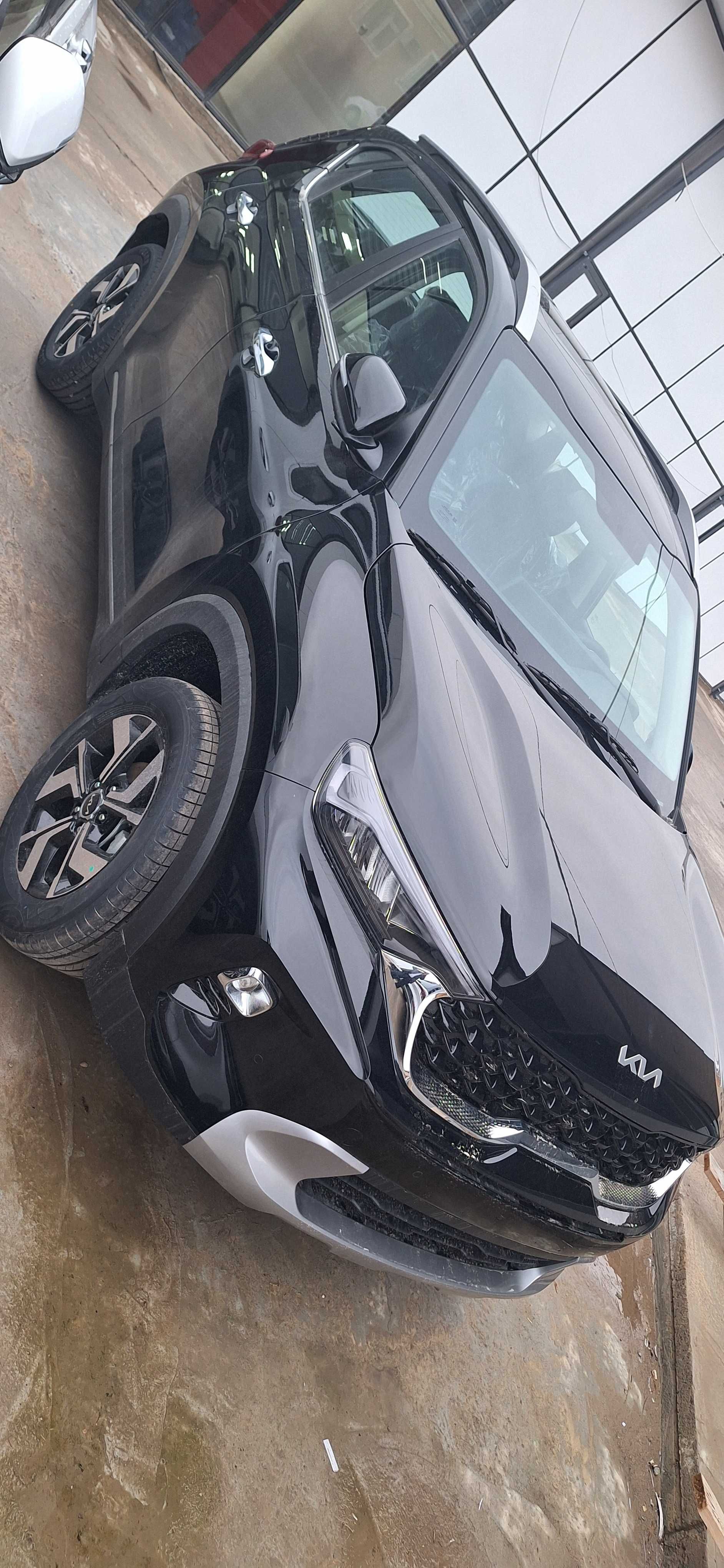 Kia Sonet 2025 3-позица