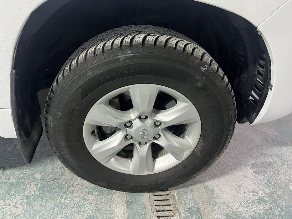 6x139.7 prado hilux r17 disk original