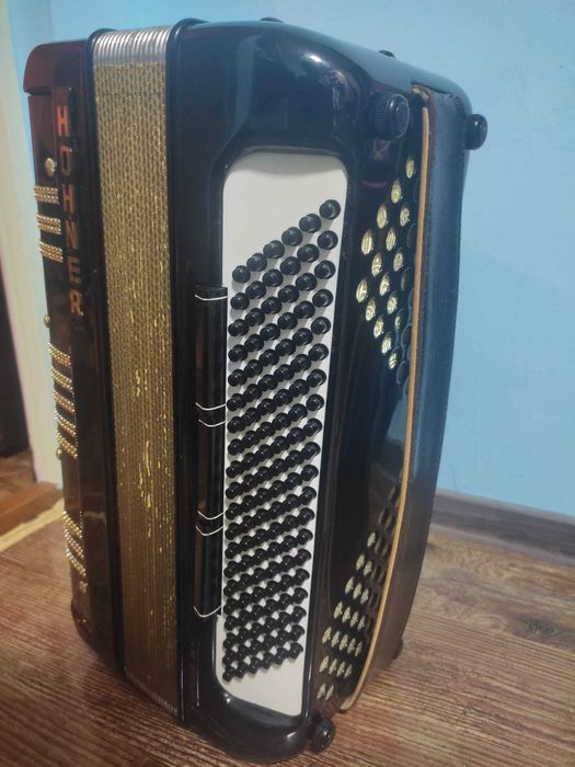 Acordeon Hohner de vânzare