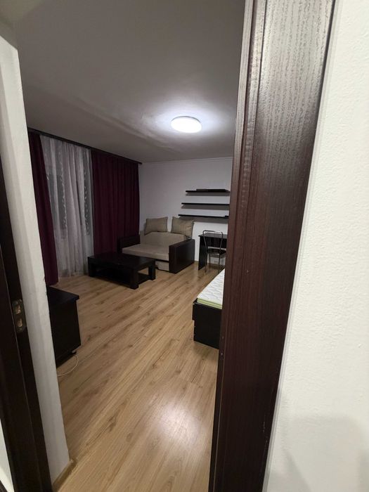 Garsoniera 45mp | Etaj 1 | Balcon | Aproape de Metrou