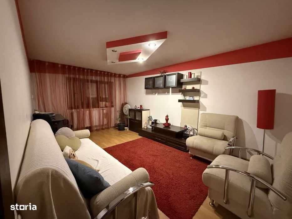 Apartament 3 camere, semidecomandat, 70mp, cartier 1 Mai, Zona Pelenda
