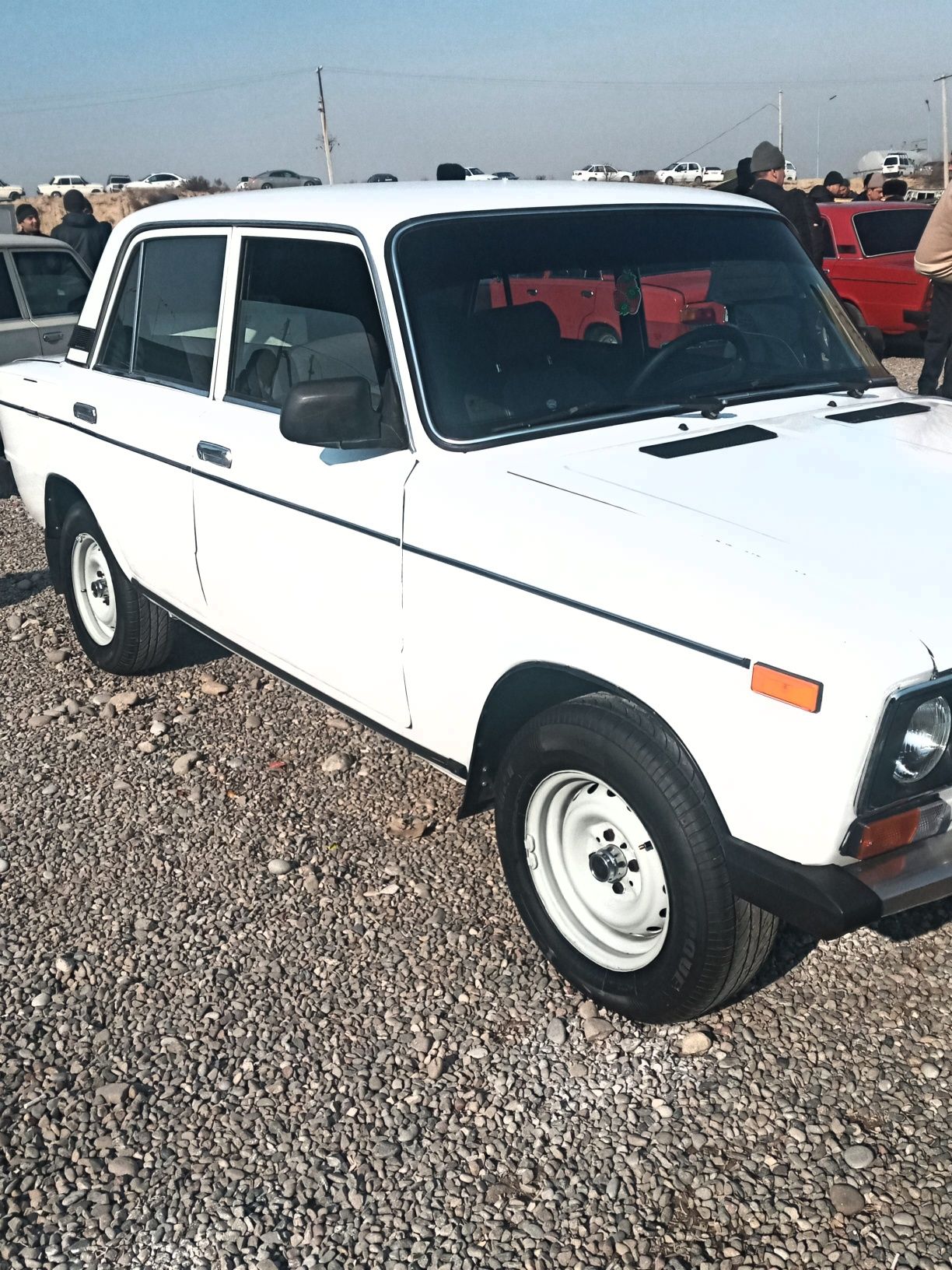 Vaz 2106 sotiladi xolati zòr 1990 йил