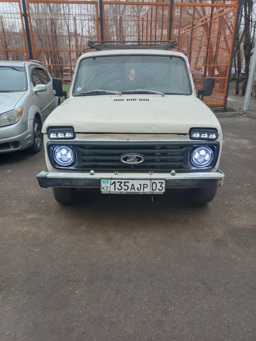 Продам ниву 21213