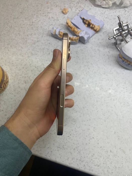 Iphone 16 pro max ideal Yomkost 100% karobka dak