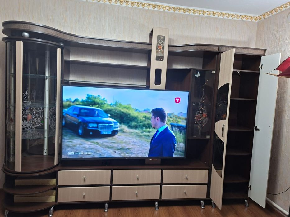 Б/у қабырға-жиһаз сатылады. Продам стенку б/у