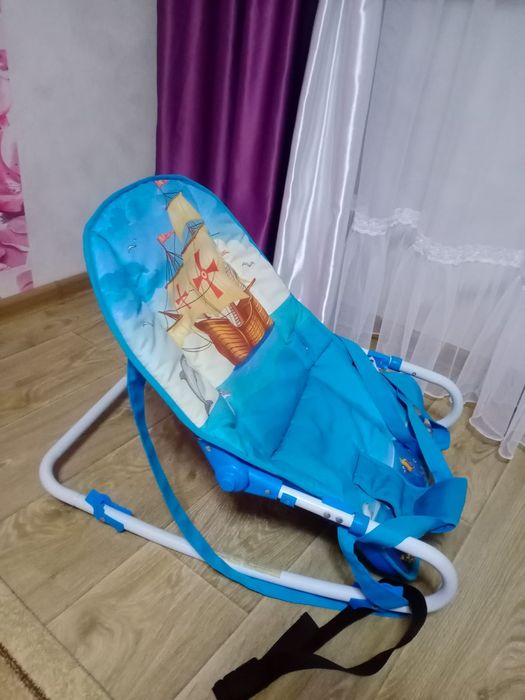 Продам шезлонг. почти новый