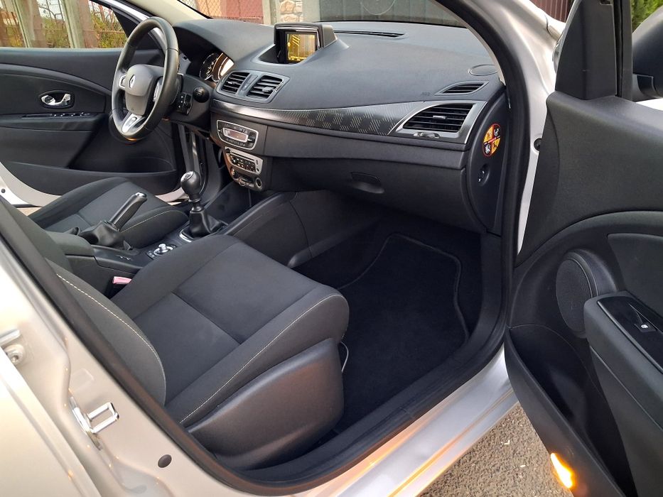 Renault Megane 2013 1,2 benzina 115 cp euro 5 Navigație