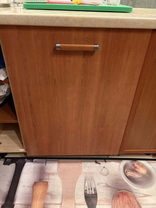 Masina de spalat vase Ariston, trebuie schimbat furtunul de alimentare