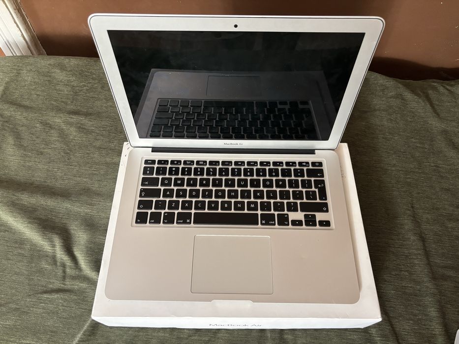 Vand macbook air 13 2017