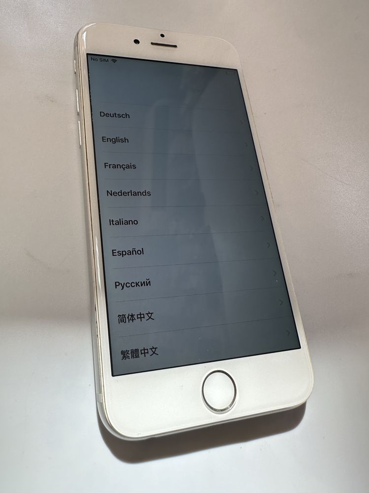 iPhone 6 16gb - заключен с iCloud, в отличен външен вид