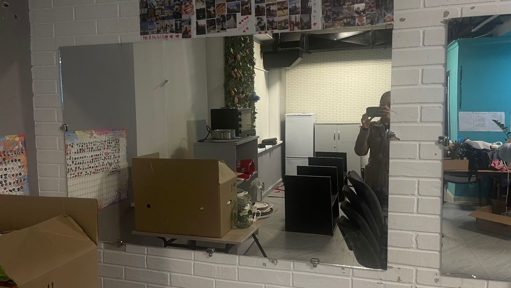 Зеркало для зала