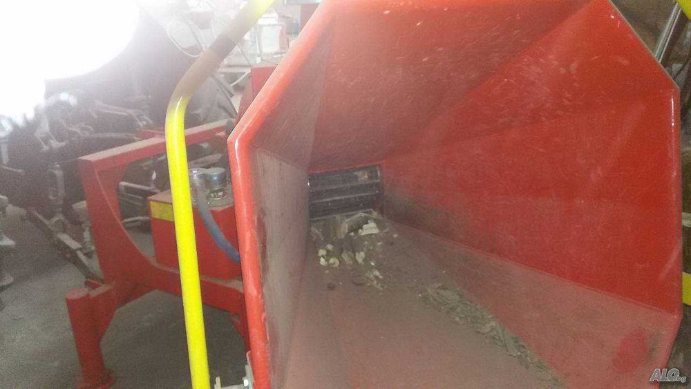 Продавам дробилка за дървесен чипс