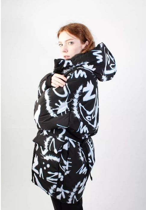 Продам куртку демисезонную новую