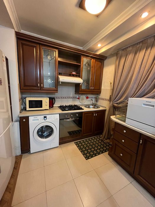 Сдаю 2х комнатную квартиру на Ц2