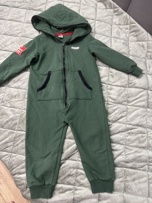 Продам детский комбинизон