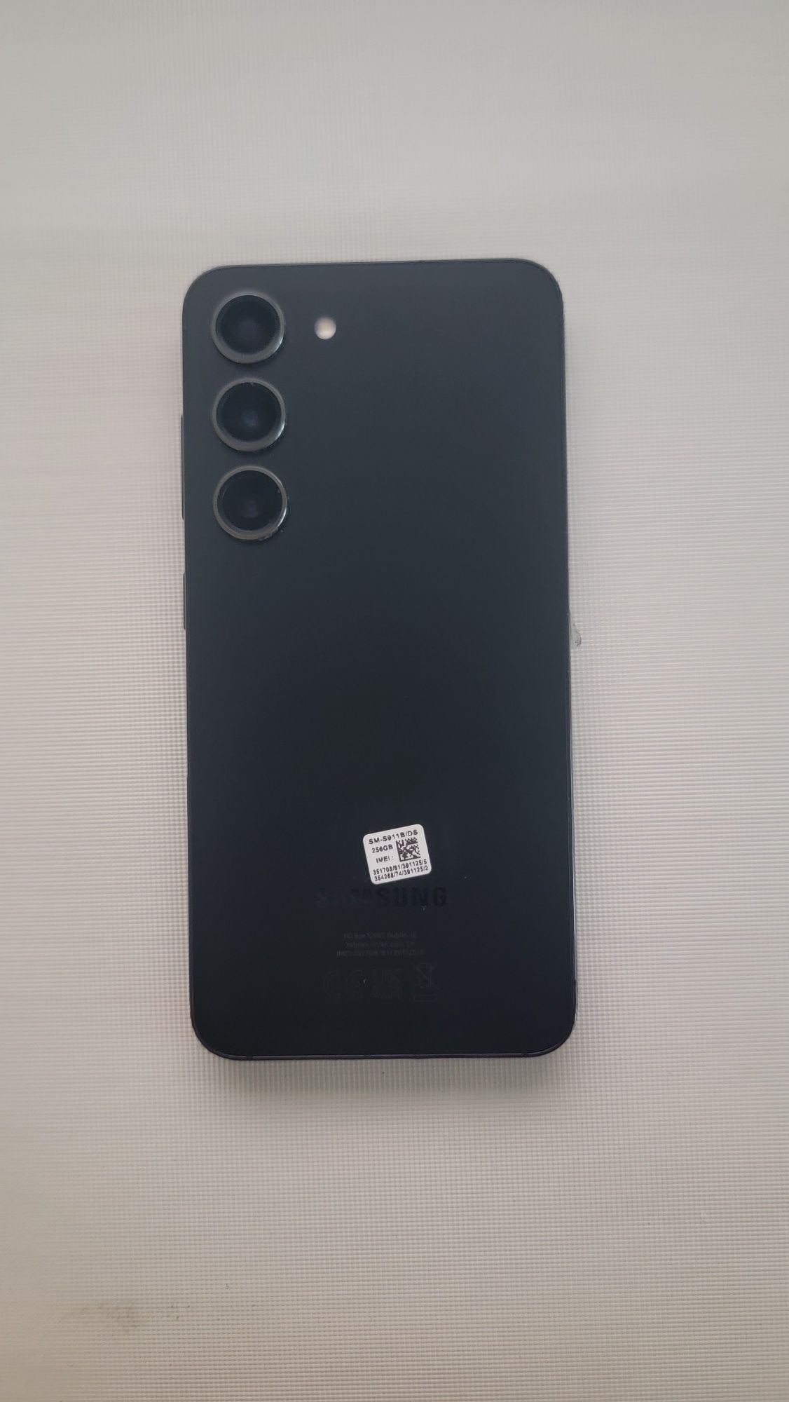 Продавам Samsung Galaxy S23 256GB
Samsung S23 256GB – перфектно състоя