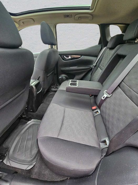 Nissan Qashqai / 2017 / 1.6 Diesel / Automat /Keyless/panoramic/Euro 6