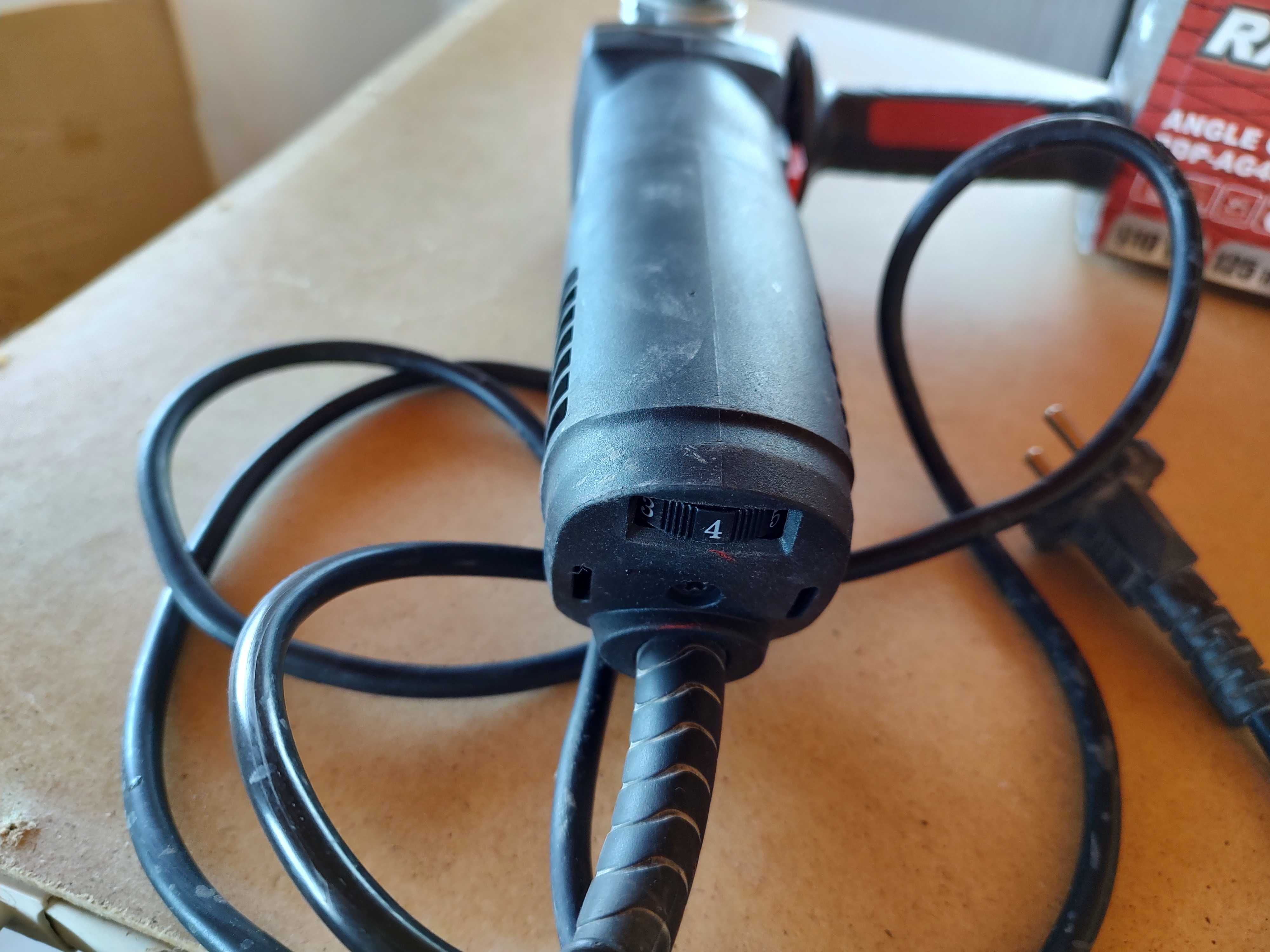 Ъглошлайф RAIDER RDP-AG43, 125 мм, 910 W