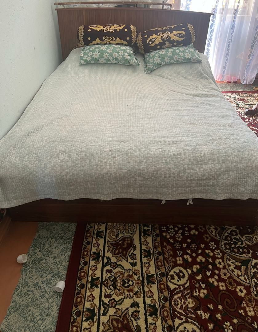 Спальный крават...