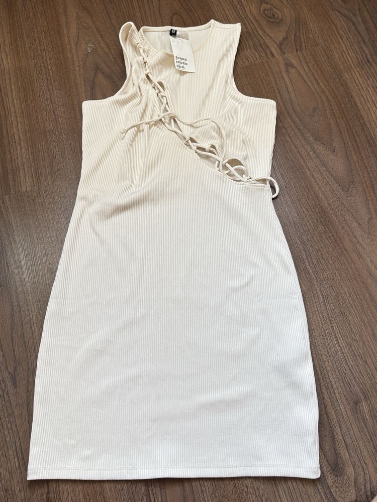 Рокли за лятото H&M