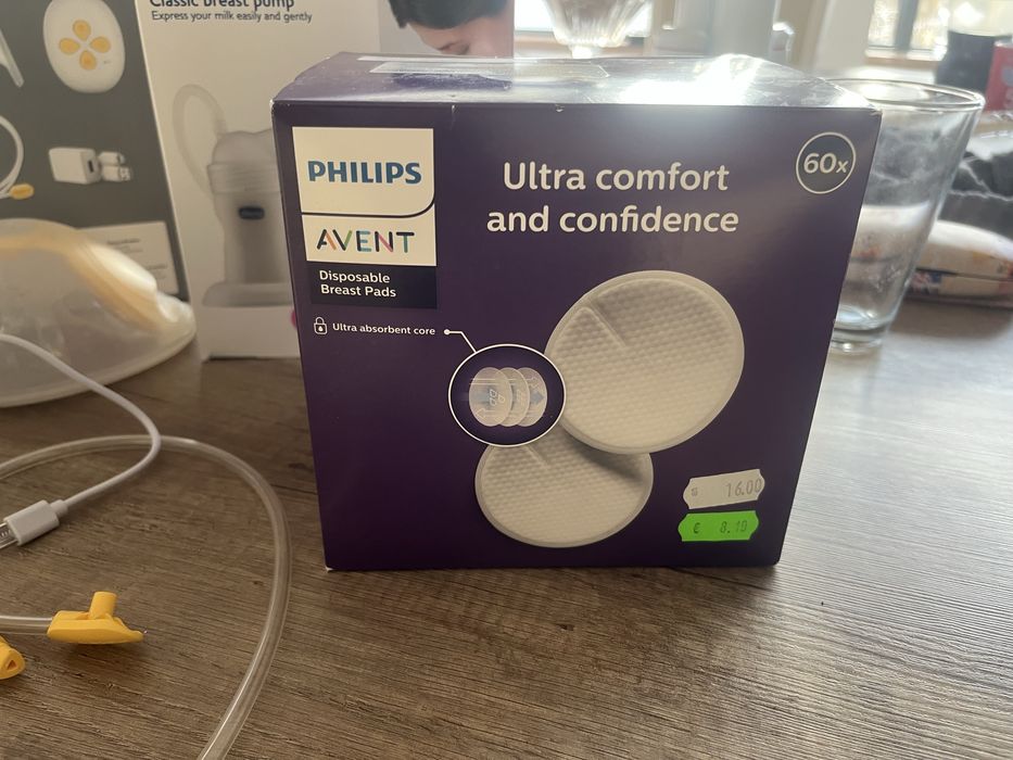 Handsfree помпа за кърма