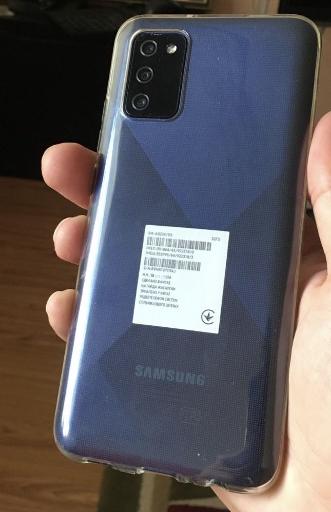 Продам смартфон Самсунг А02s