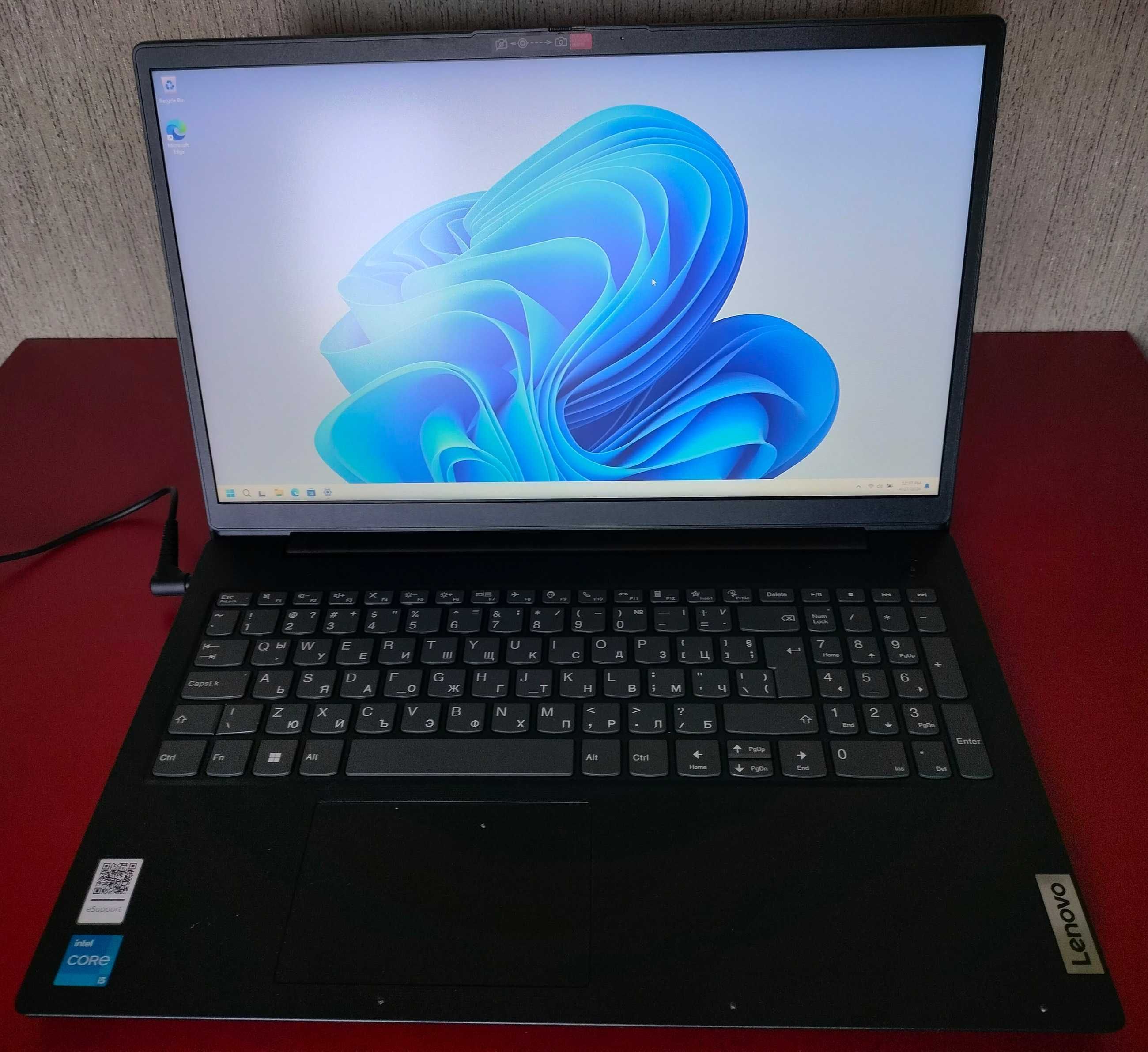 Лаптоп Lenovo V15 gen2 Intel® Core™ i5 11th 16GB RAM