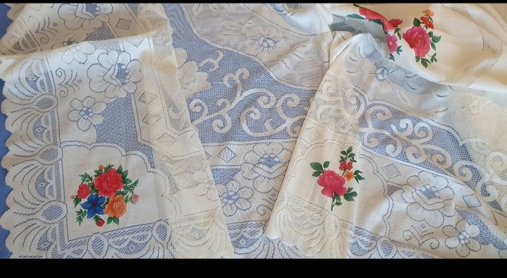 Față de masă mare