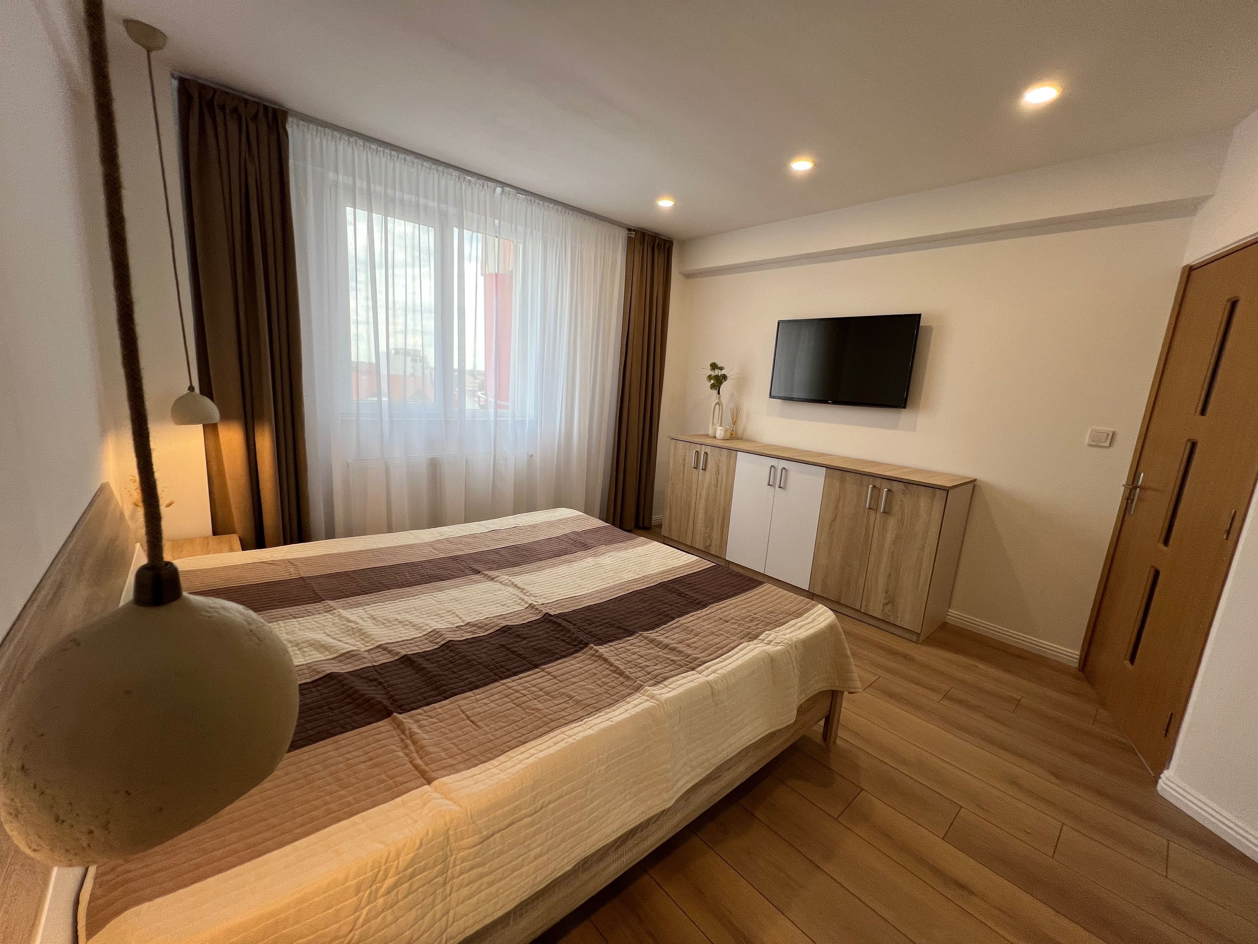 Chirie apartament 2 camere ultracentrală de închiriat mobilat utilat