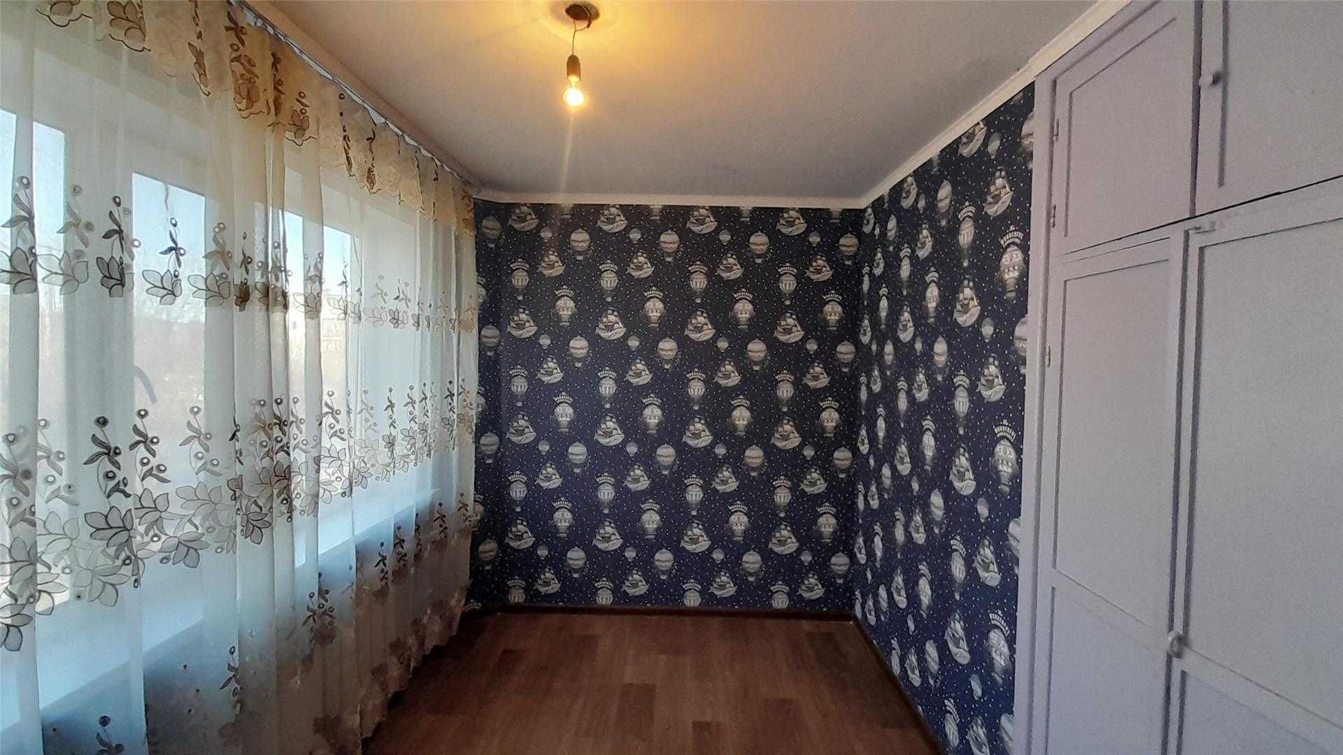 Продам 3 комн квартиру по ул Абая на 5 мкр, расмотр обмен!