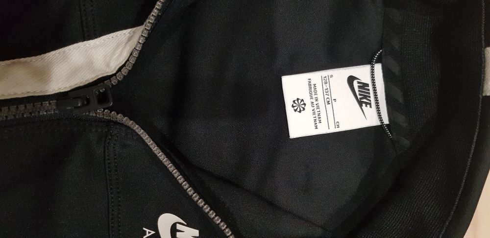 Екип Nike размер S