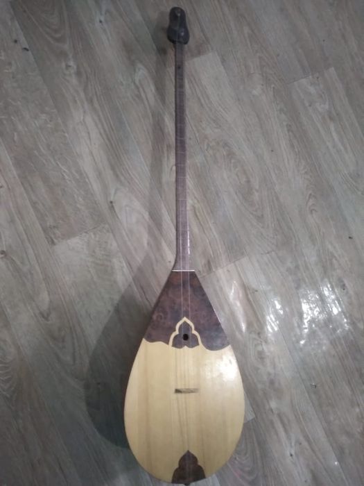 Продам домбру стандарт срочно