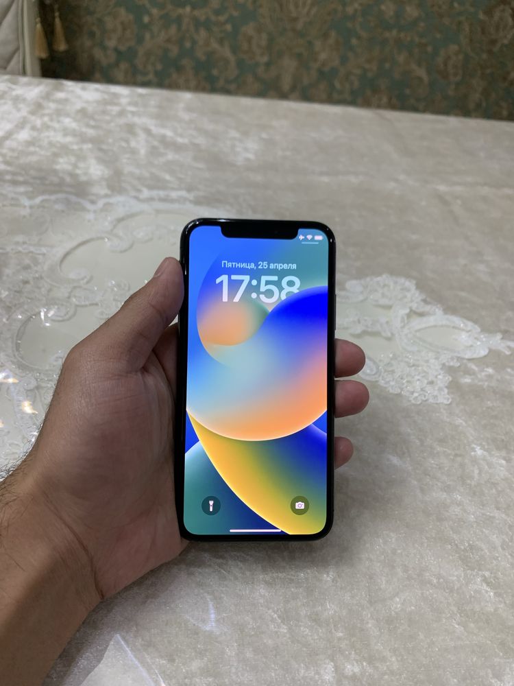 Iphone x ayfon x 64gb qora holati ideal sotiladi aybi yo face bor