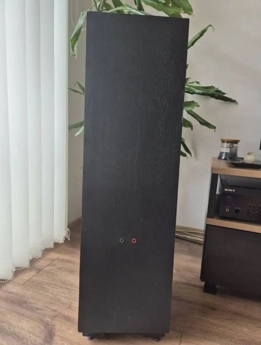 Продавам френски винтидж тонколони Confluence Cantilene.