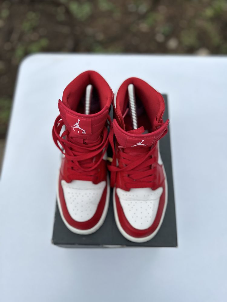 Pantofi Air Jordan 1 retro high bg 38