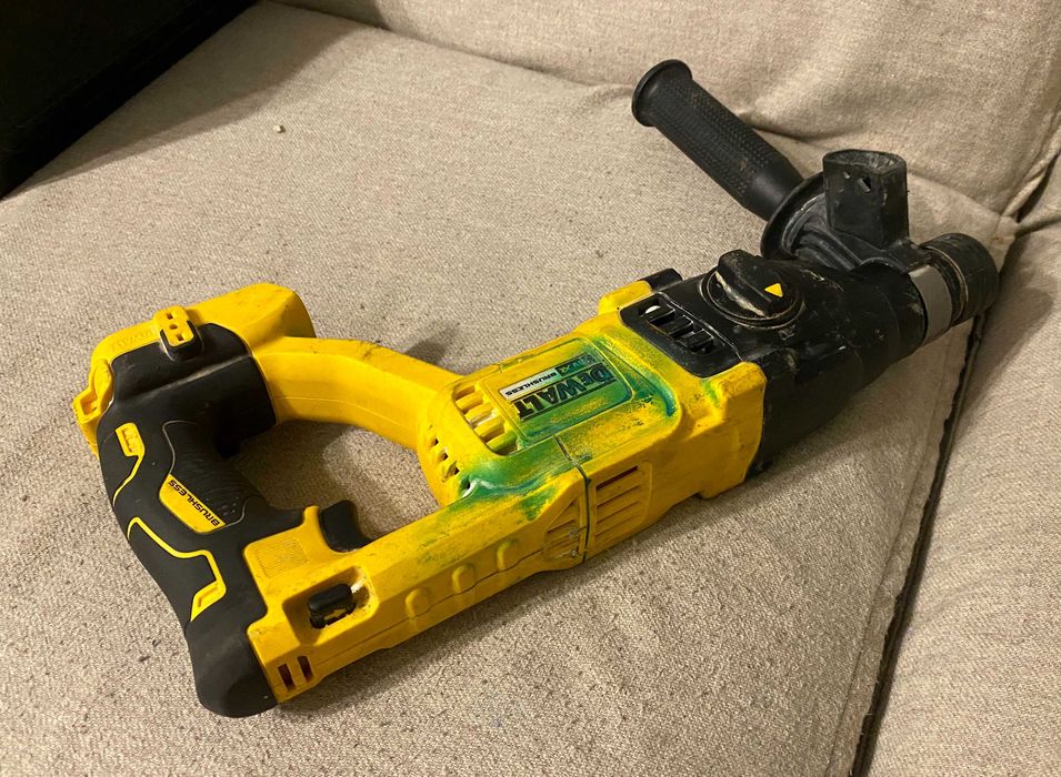 Ciocan rotopercutor Dewalt DCH133 pe 18V Brushless - corp