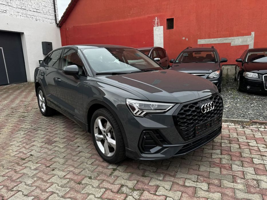 Audi Q3 Audi Q3 45 TFSI e S-tr. Sport