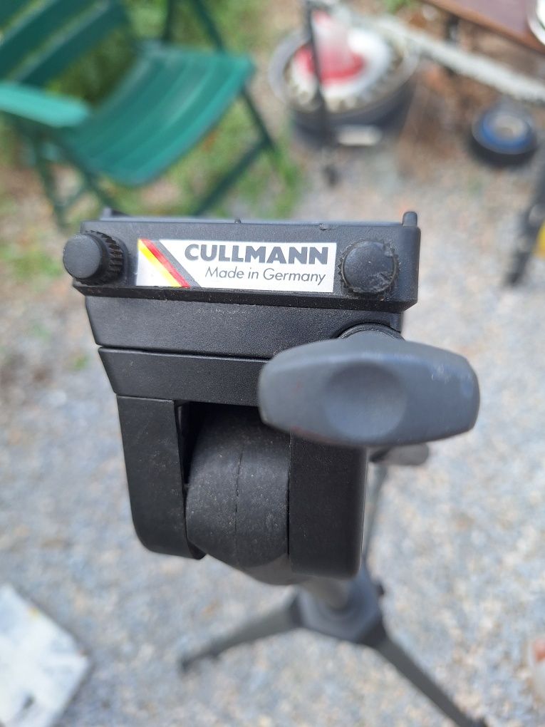 Телексопичен статив CULLMANN 2500