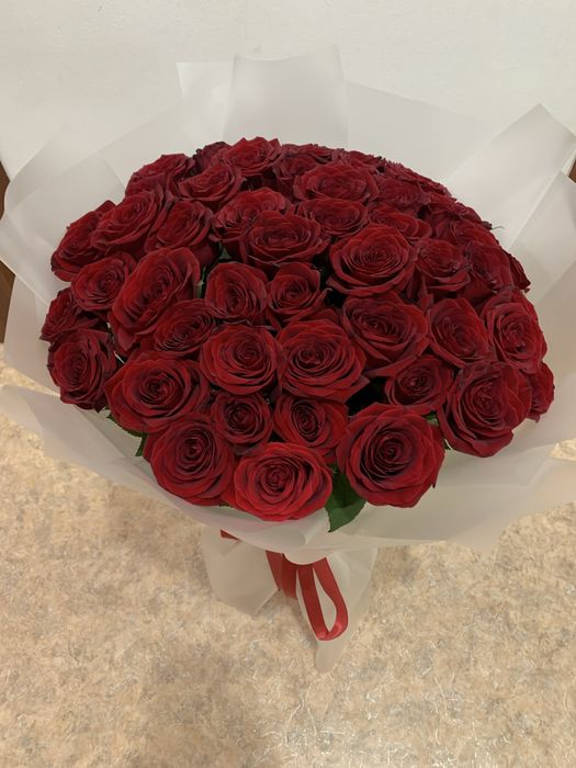 Цветы 51 роза свежие