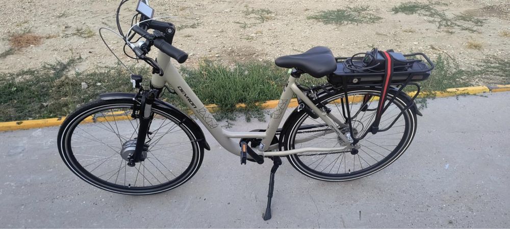 Vand biciclete electrice noi Devron