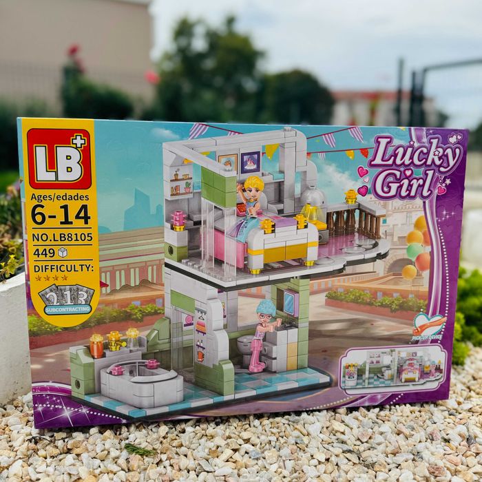 Конструктор къща Lucky girl 449 части СВЕТЕЩ тип лего конструктори